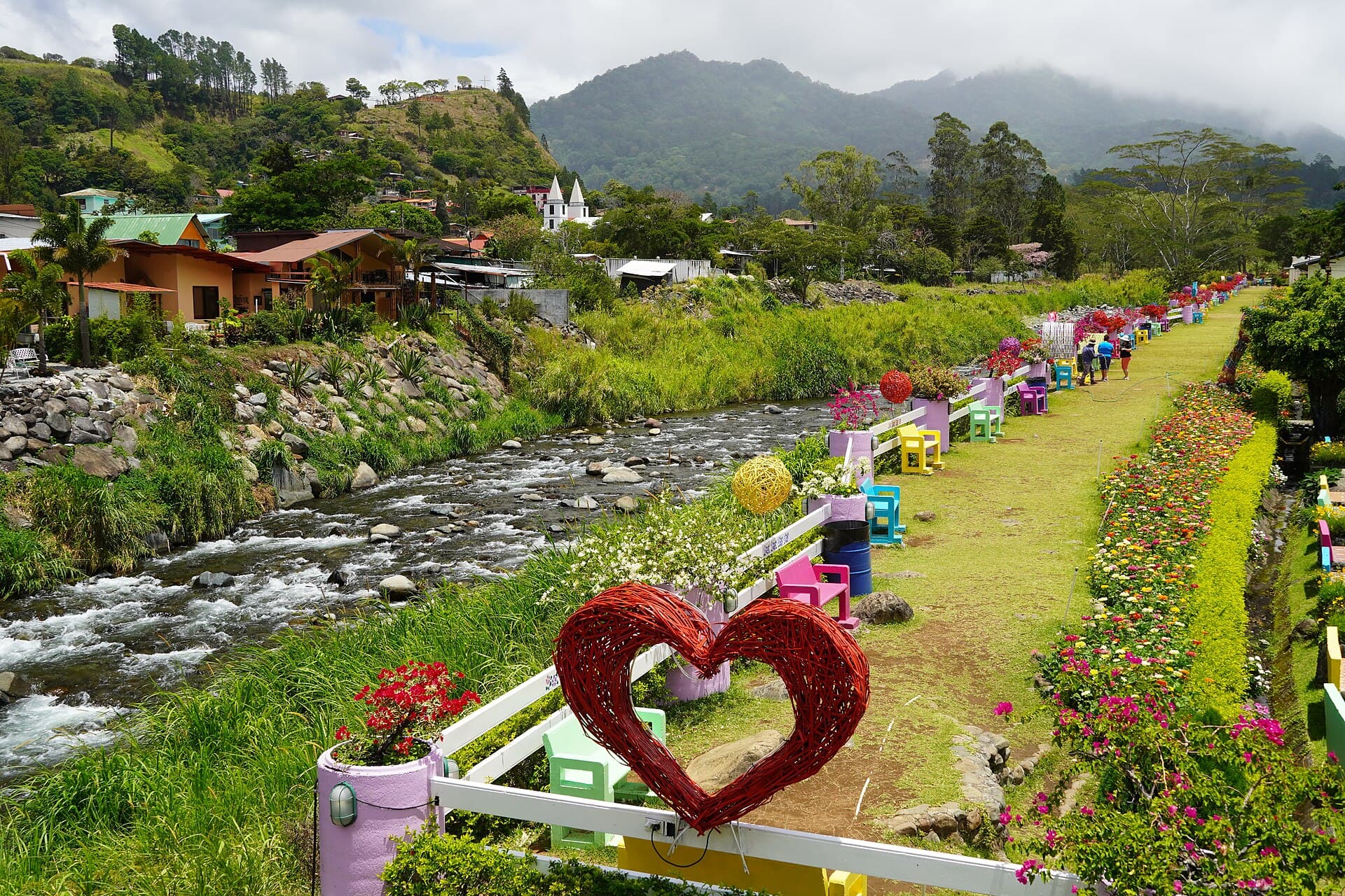 The Caldera River beside the flower gardens by the bridge — Boquete, Panama