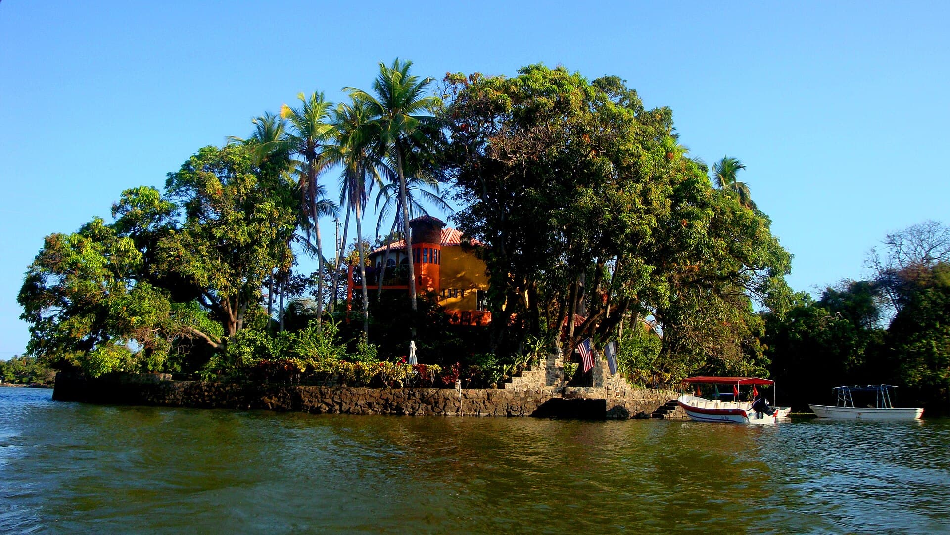 Las Isletas de Granada on Lake Nicaragua — Granada, Nicaragua