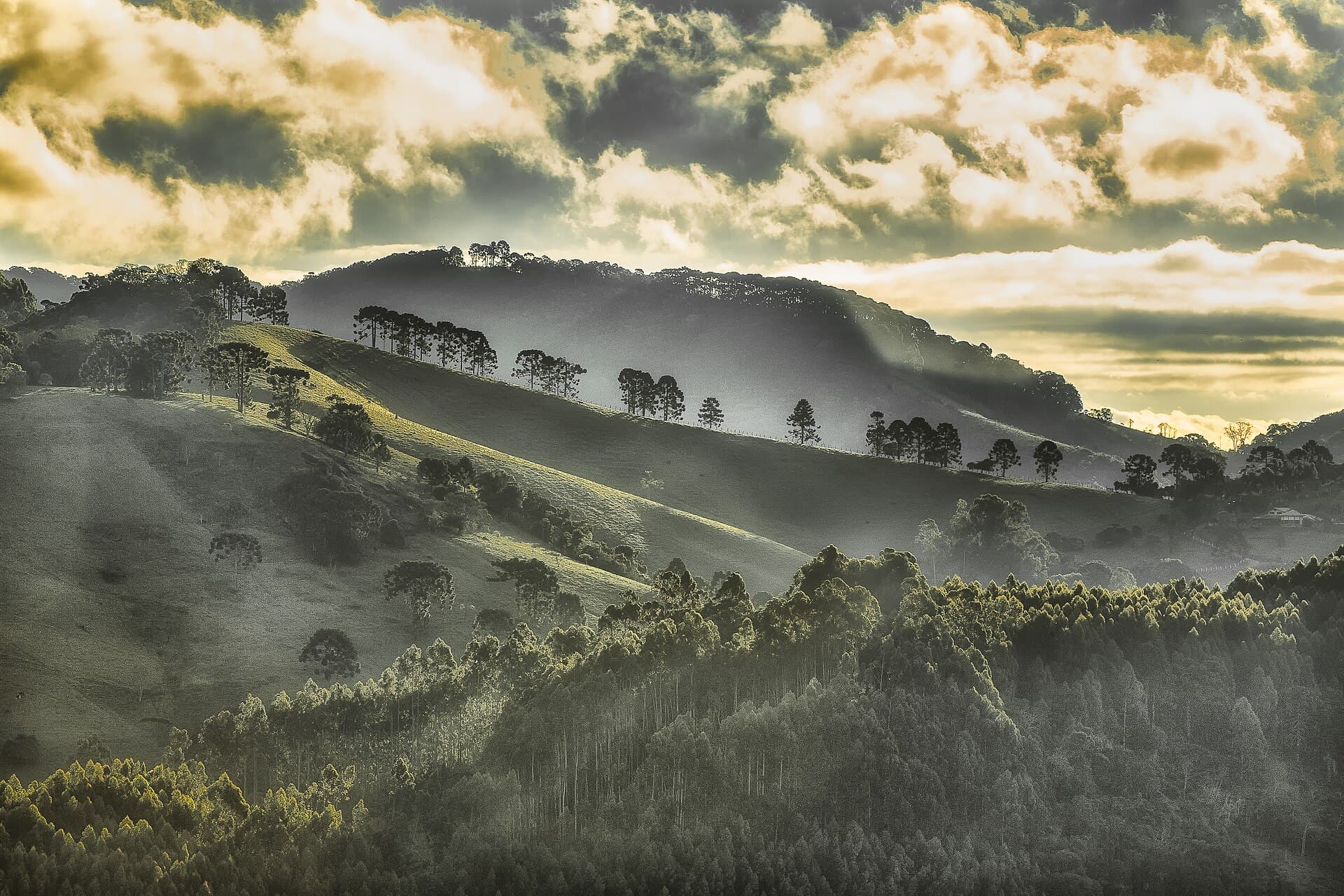 Mountains above Gonçalves — Serra da Mantiqueira, Brazil