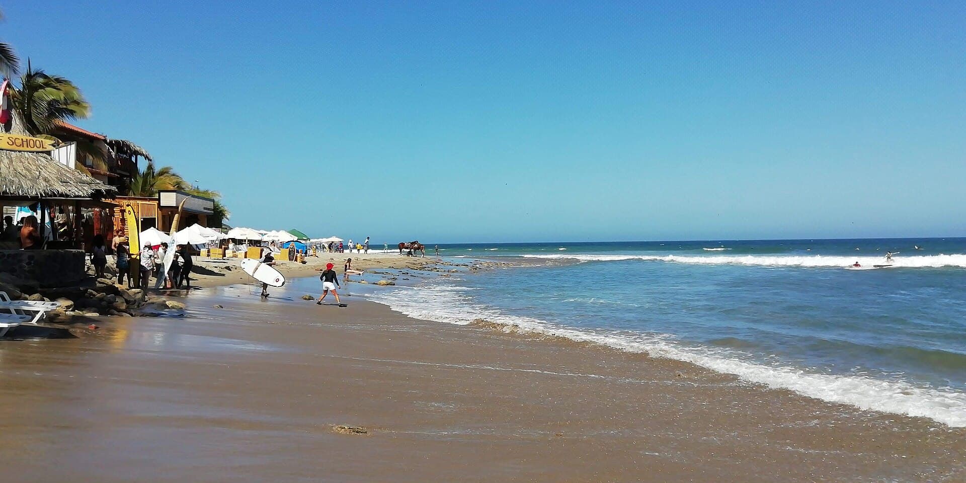 The wide surf beach — Máncora, Peru