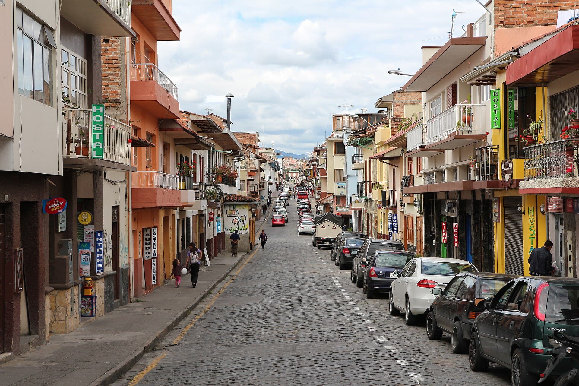 A colonial street in the historic center — Cuenca, Ecuador